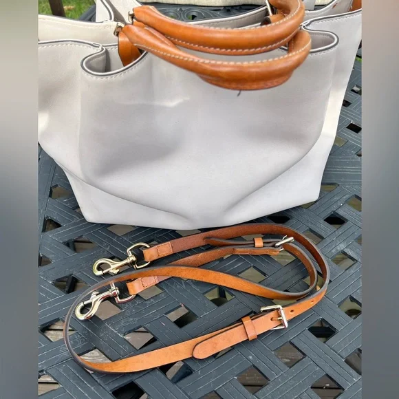 Dooney & Bourkey Bag City Barlow Slouchy Tote - Picture 11 of 16